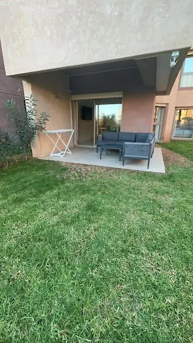 アパート Appartement 3 Chambres En Rez-De-Jardin Avec Piscine Prestigia Marrakech マラケシュ