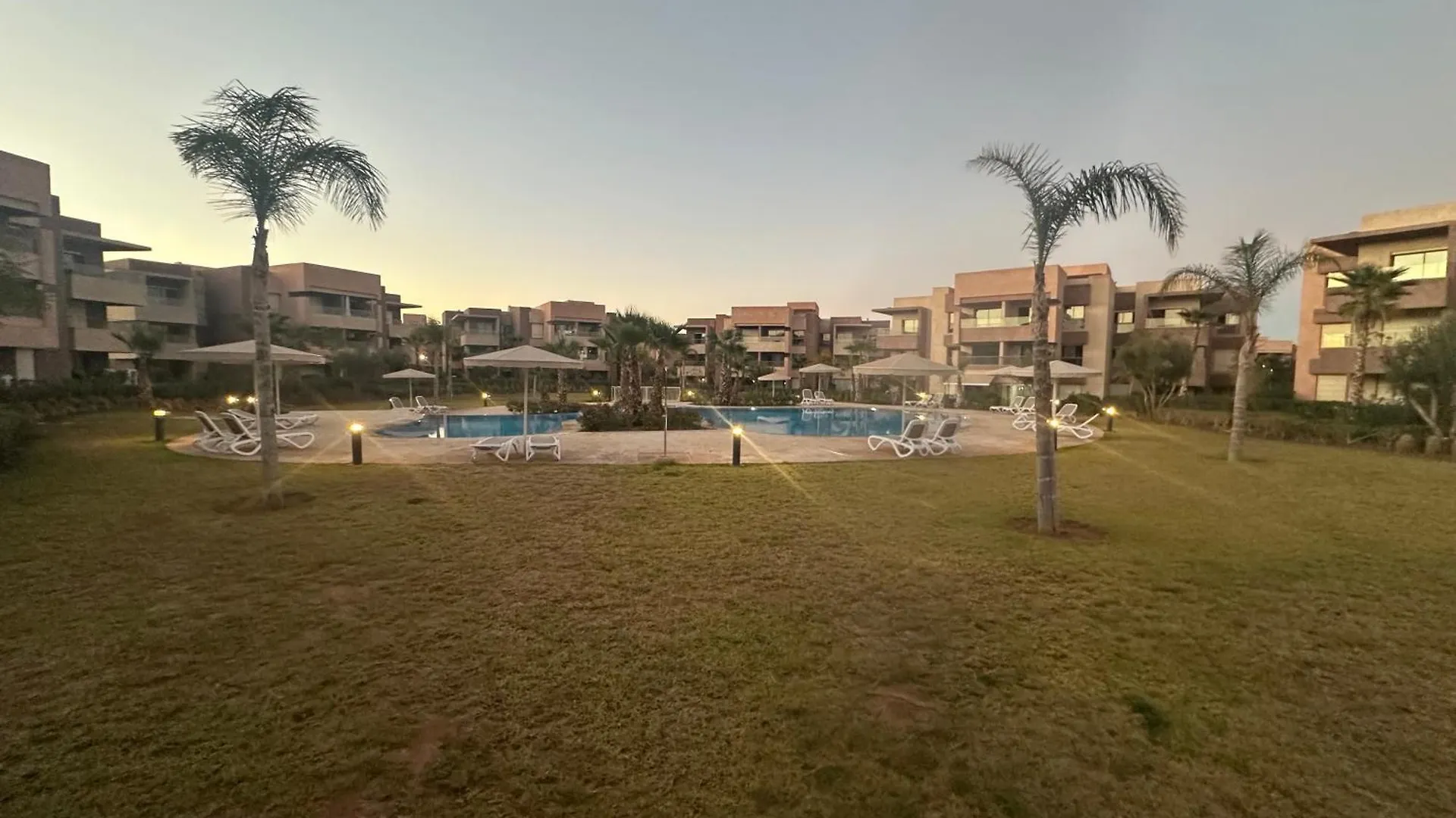 Appartement 3 Chambres En Rez-De-Jardin Avec Piscine Prestigia Marrakech マラケシュ モロッコ
